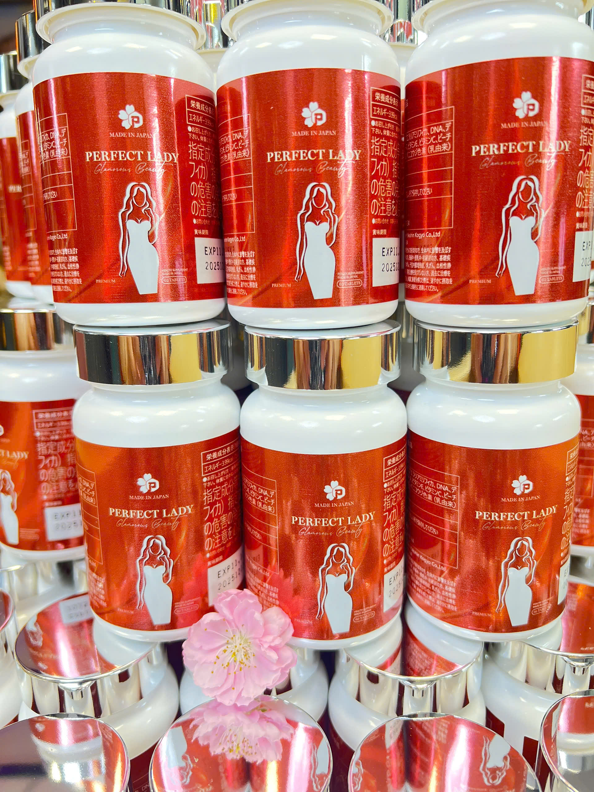 Thực Phẩm Bảo Vệ Sức Khỏe PERFECT LADY - Hỗ Trợ Bổ Sung Nội Tiết Tố Nữ, Cải Thiện Tình Trạng Tiền Mãn Kinh, Mãn Kinh, Mờ Thâm Sạm Nám - Ảnh 4