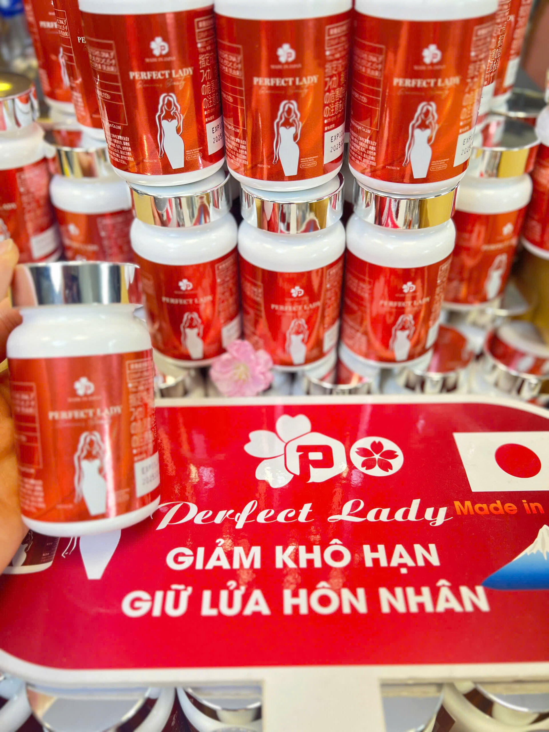 Thực Phẩm Bảo Vệ Sức Khỏe PERFECT LADY - Hỗ Trợ Bổ Sung Nội Tiết Tố Nữ, Cải Thiện Tình Trạng Tiền Mãn Kinh, Mãn Kinh, Mờ Thâm Sạm Nám - Ảnh 5